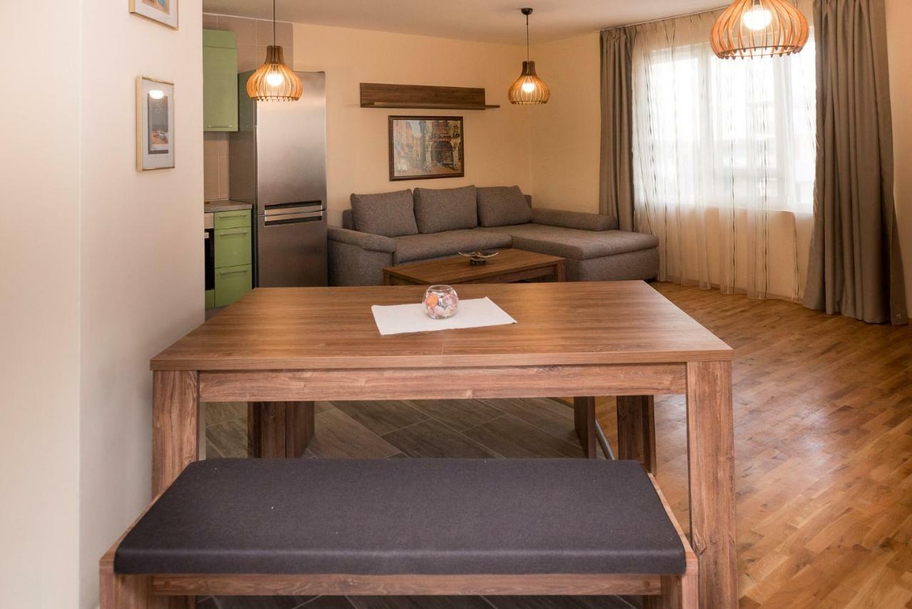 Hiora Apartments Vasiliko Tsarevo Exteriör bild